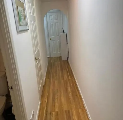 A Cozy Apartment In Barking